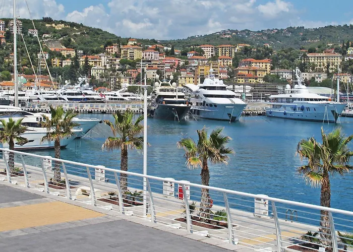 Kleiner Berg By Interhome